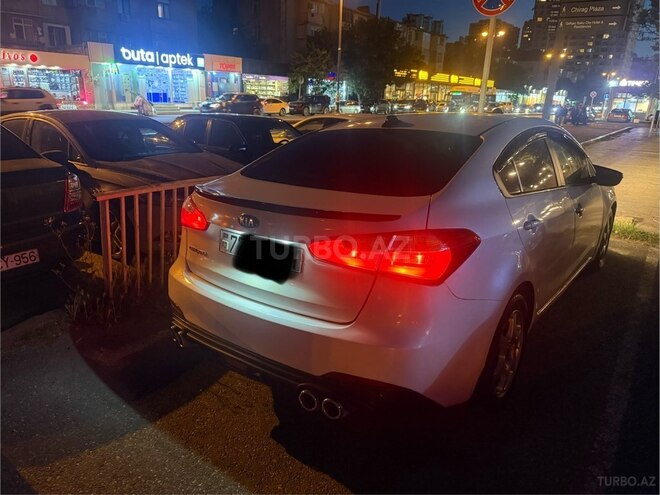 Kia Forte-12