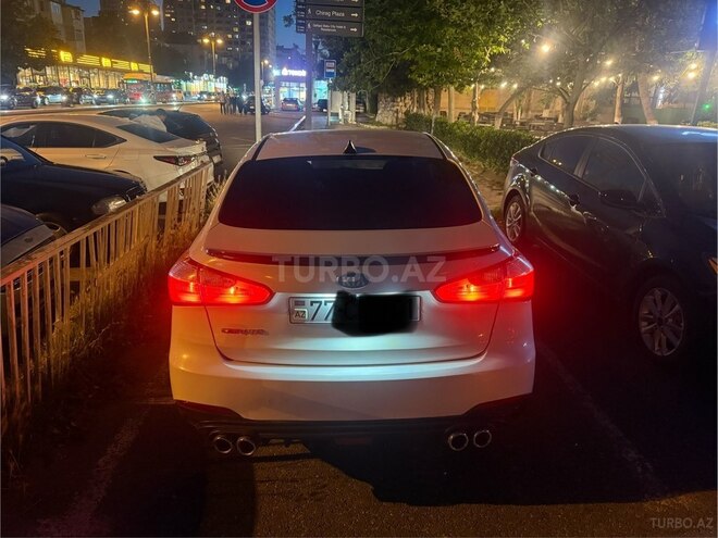 Kia Forte-11