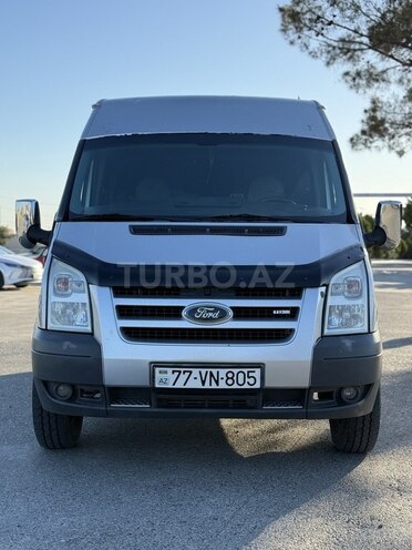 Ford Transit-1