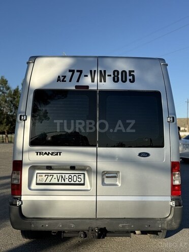 Ford Transit-2