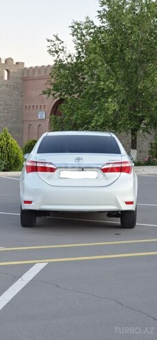 Toyota Corolla-2