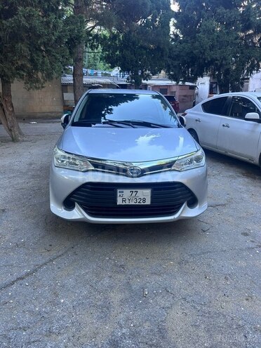 Toyota Corolla Fielder-1