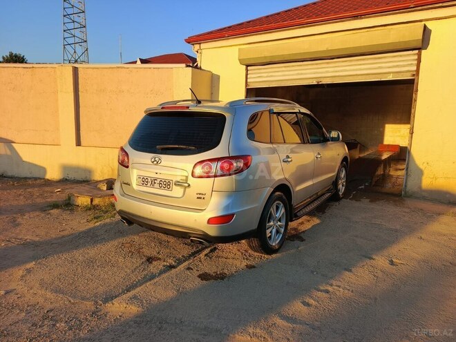 Hyundai Santa Fe-2