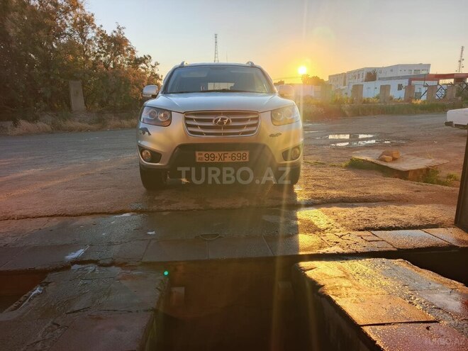 Hyundai Santa Fe-21