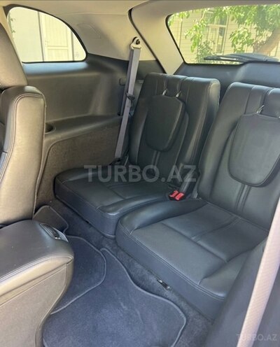 Lincoln MKT-10