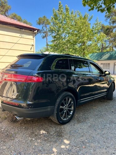 Lincoln MKT-6