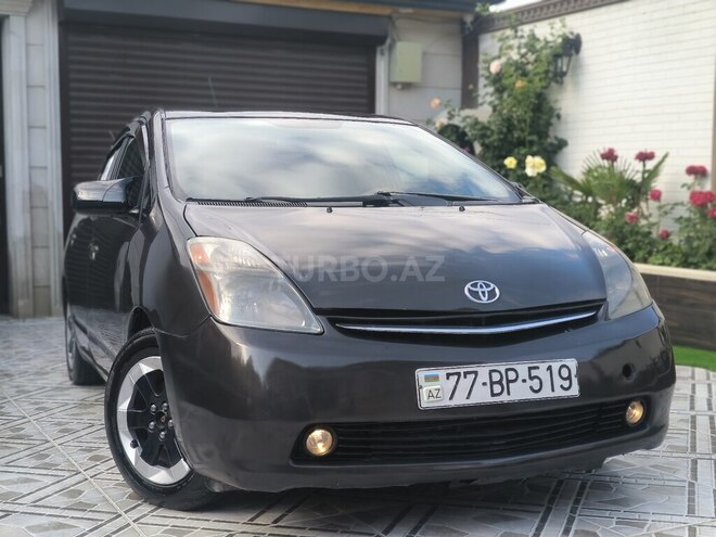 Toyota Prius-4