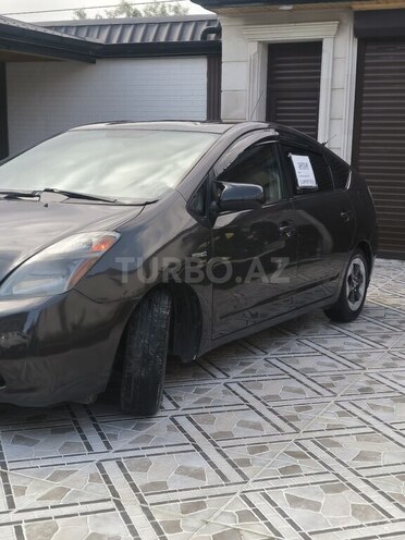 Toyota Prius-2