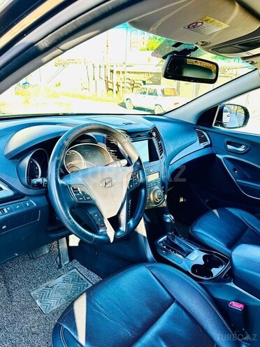 Hyundai Santa Fe-6