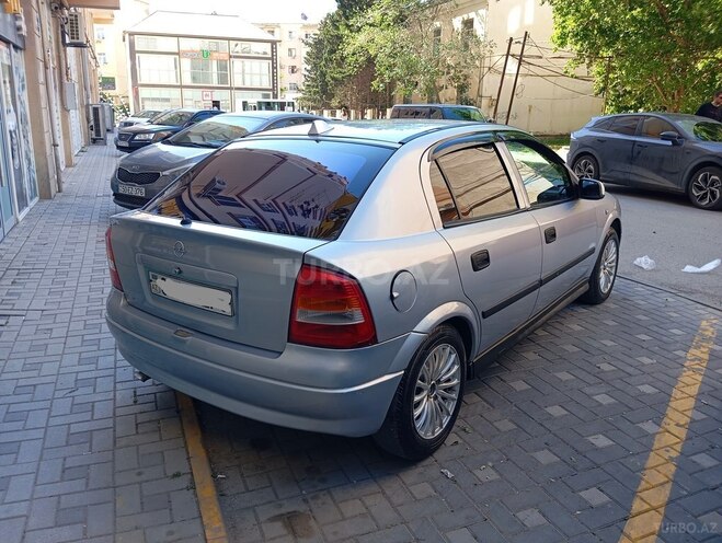 Opel Astra-4