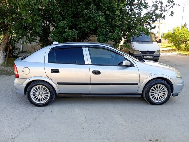 Opel Astra-9