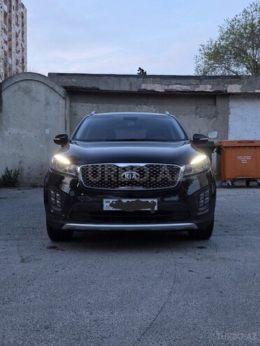 Kia Sorento-1