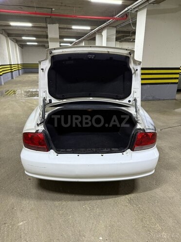 Hyundai Sonata-4