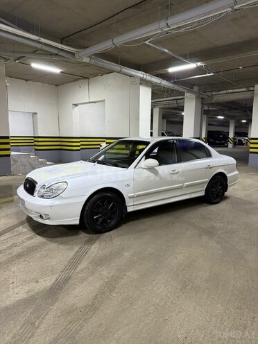 Hyundai Sonata-9