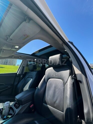 Hyundai Santa Fe-11