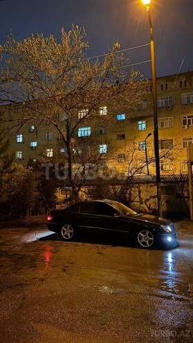 Mercedes E 200-5