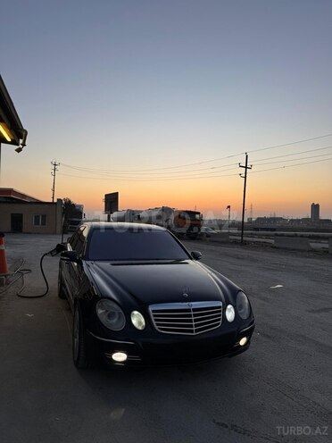 Mercedes E 200-8