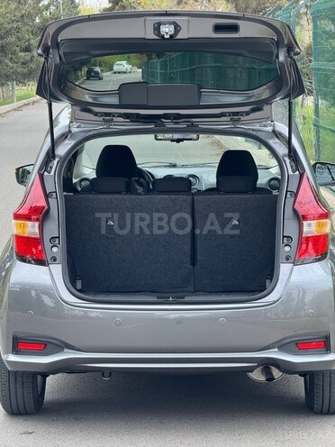 Nissan Note-9