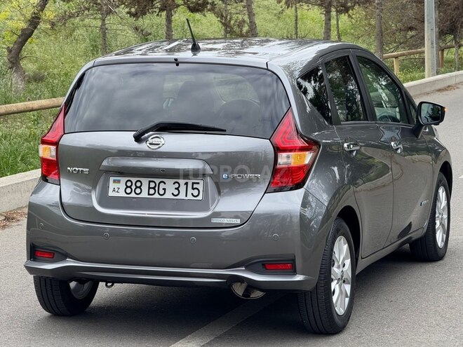 Nissan Note-6