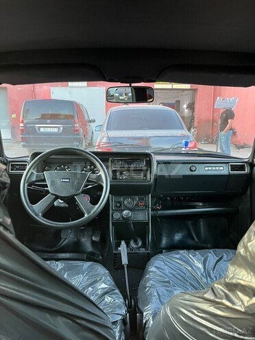 LADA (VAZ) 2107-10