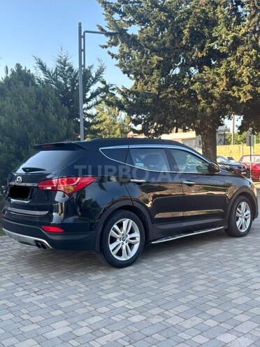 Hyundai Santa Fe-4