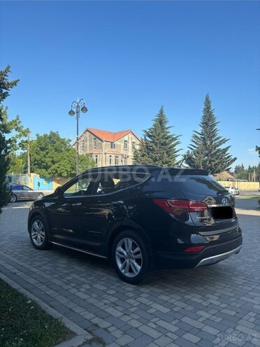 Hyundai Santa Fe-8