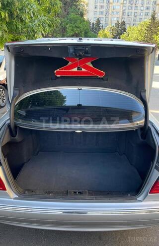 Mercedes E 240-12