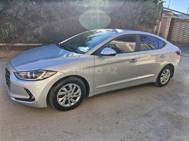 Hyundai Avante-6