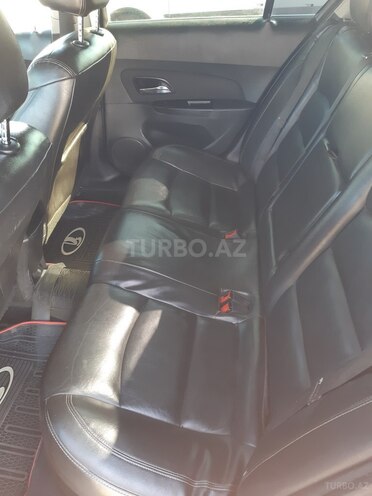 Chevrolet Cruze-8