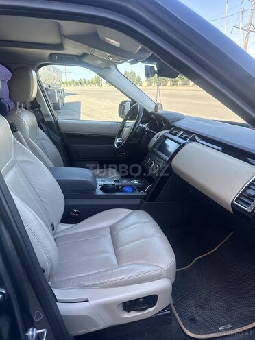 Land Rover Discovery-10