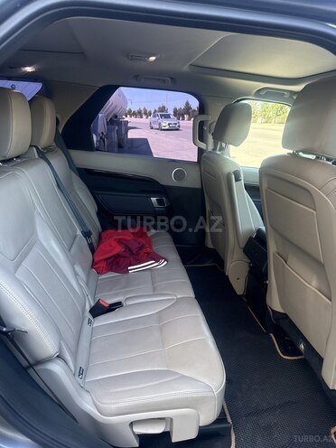 Land Rover Discovery-9