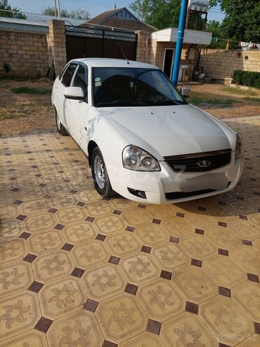 LADA (VAZ) Priora-1