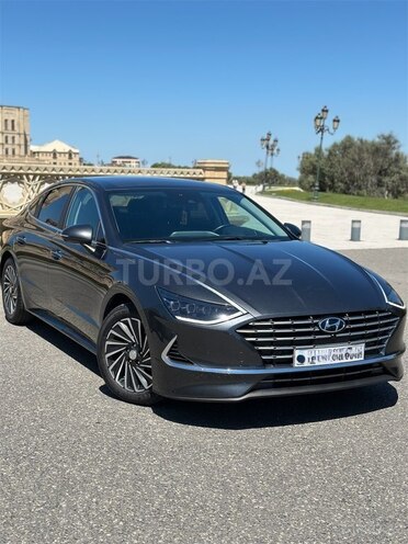 Hyundai Sonata-3