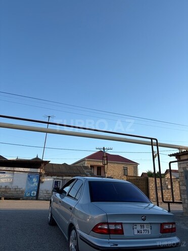 Iran Khodro Samand-4