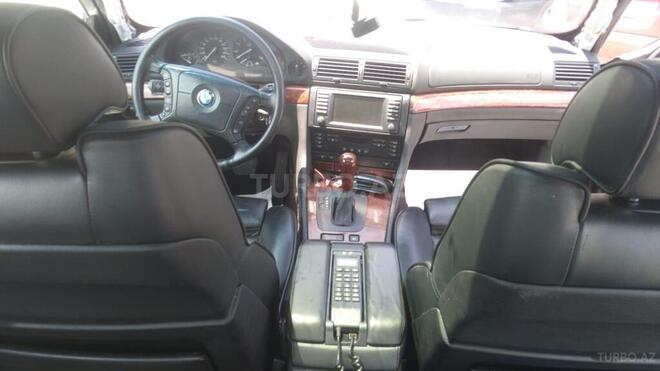 BMW 740-8