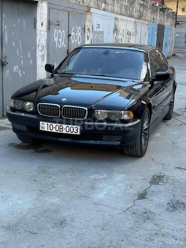 BMW 740-7