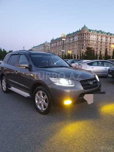 Hyundai Santa Fe-1