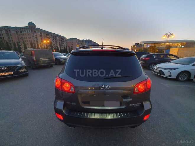 Hyundai Santa Fe-2
