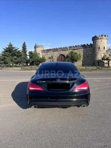 Mercedes CLA 250-2
