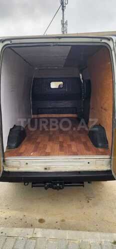 Ford Transit-5