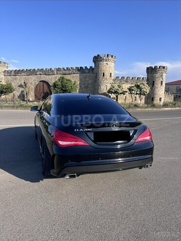 Mercedes CLA 250-7