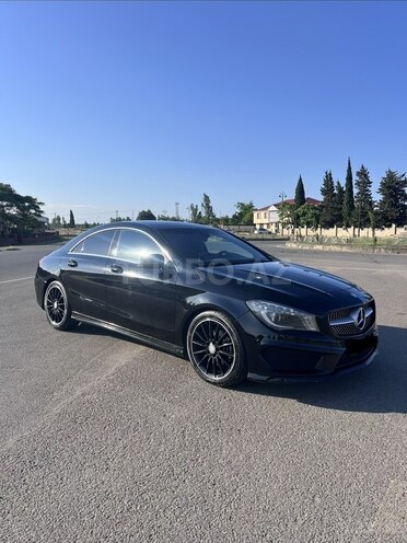 Mercedes CLA 250-3