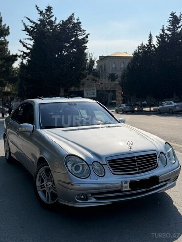 Mercedes E 320-6