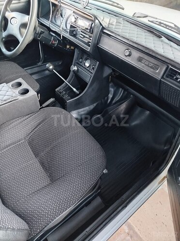 LADA (VAZ) 2107-16