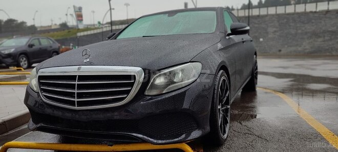Mercedes E 220 d-9