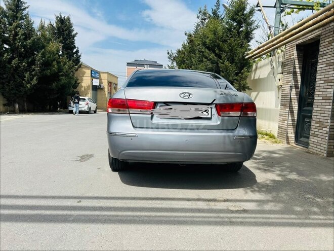 Hyundai Sonata-2