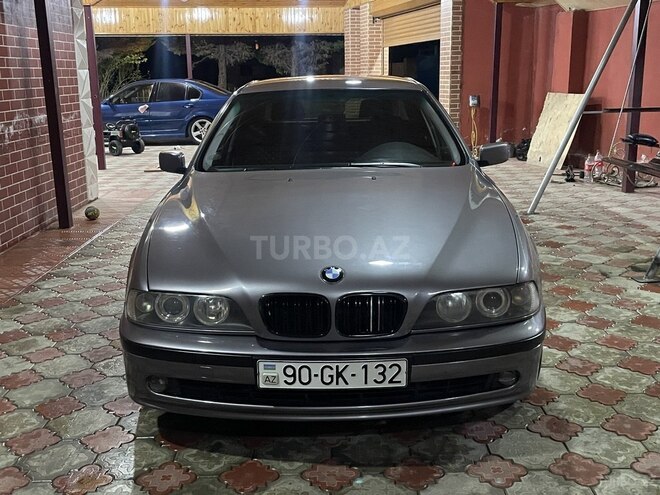 BMW 523-9