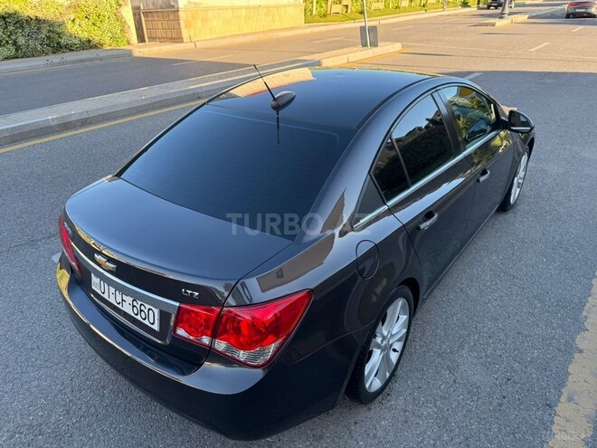 Chevrolet Cruze-8