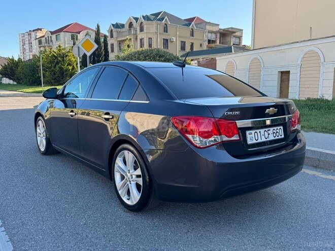 Chevrolet Cruze-6