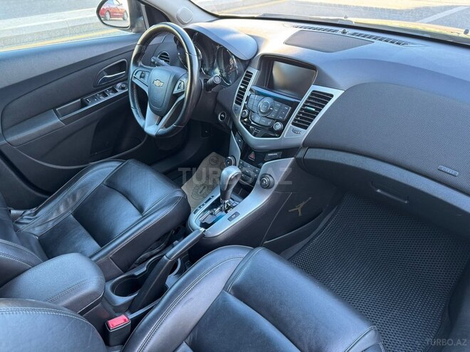 Chevrolet Cruze-9